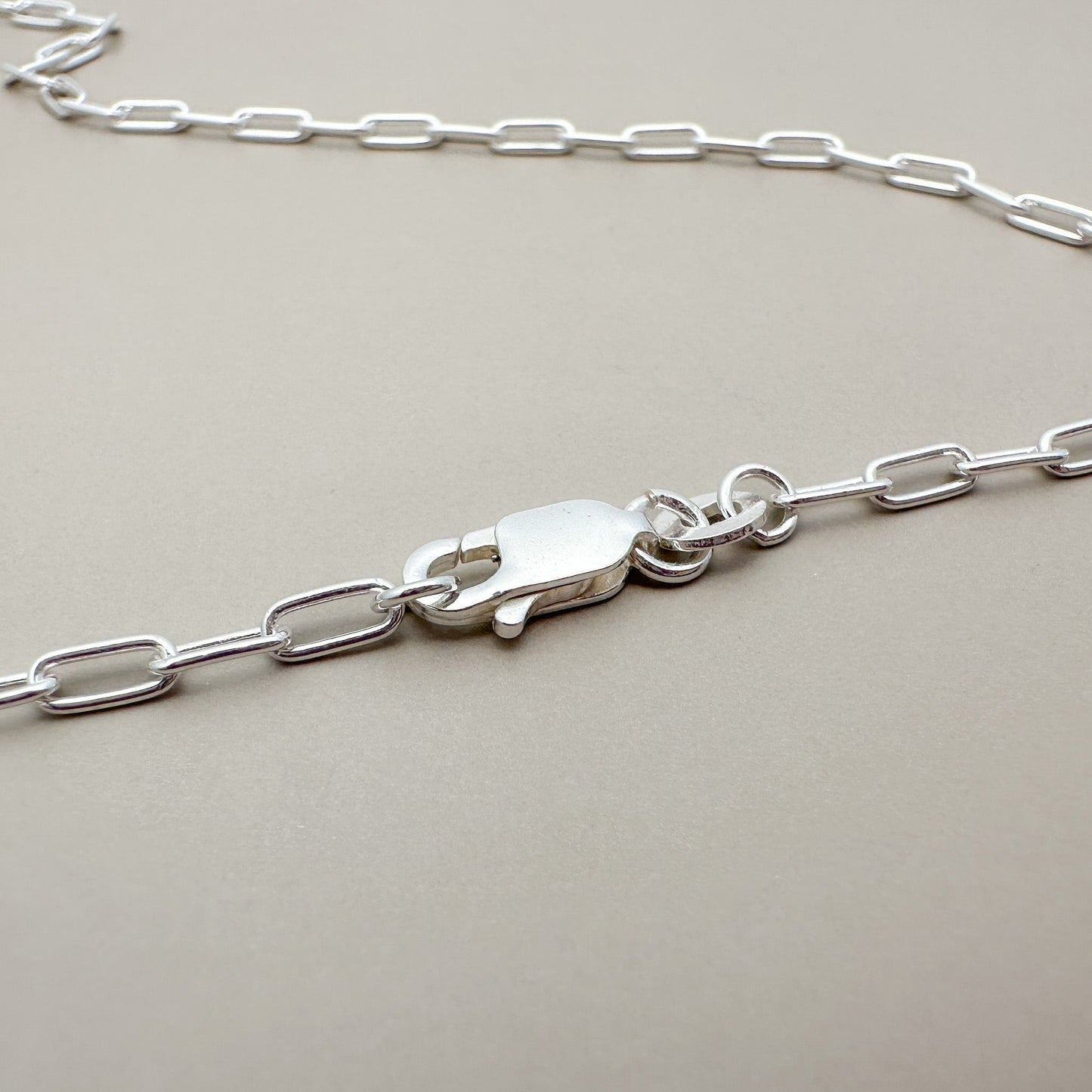 18" Paperclip Long Link Chain Finished Chain  (Sterling Silver) - 1 pc. (M368)