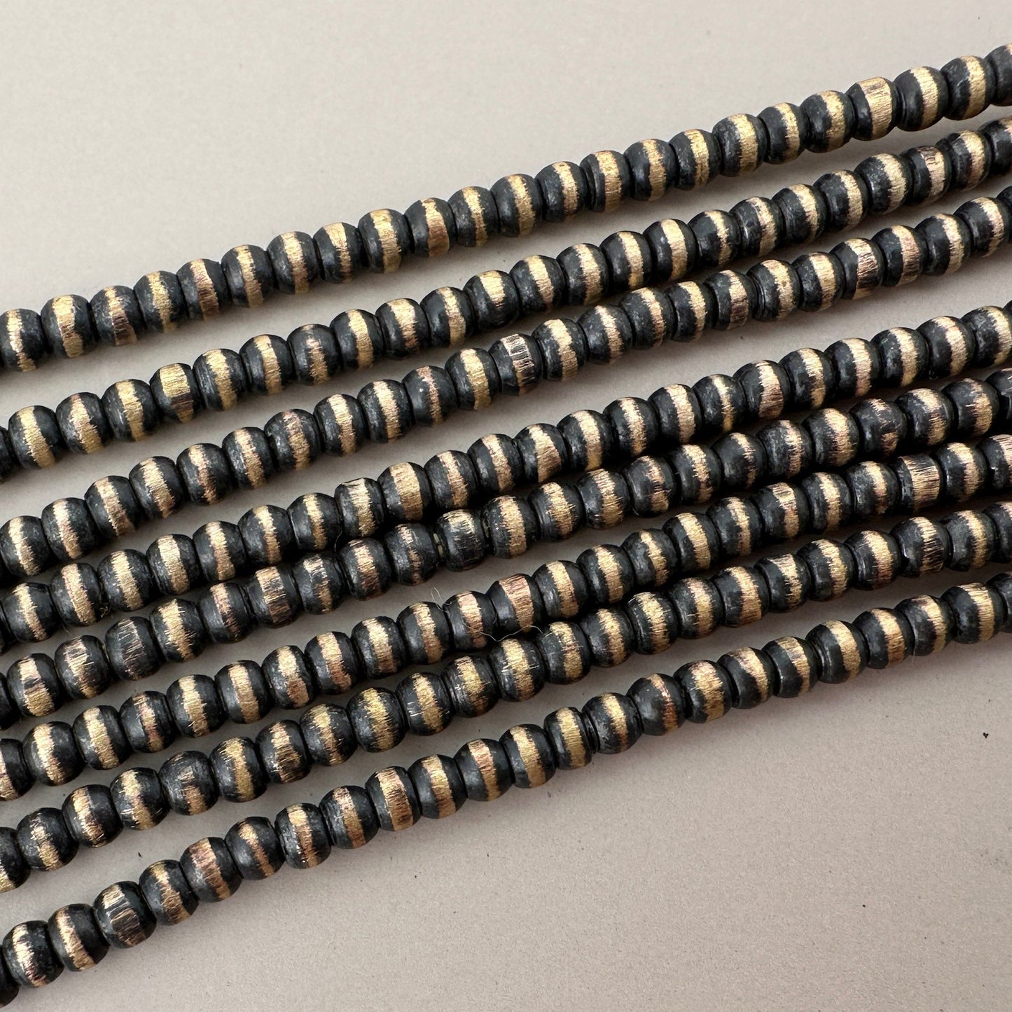 3mm Round Flying Saucer Patina Brass Metal Bead - 25" Strand (GEM2226)