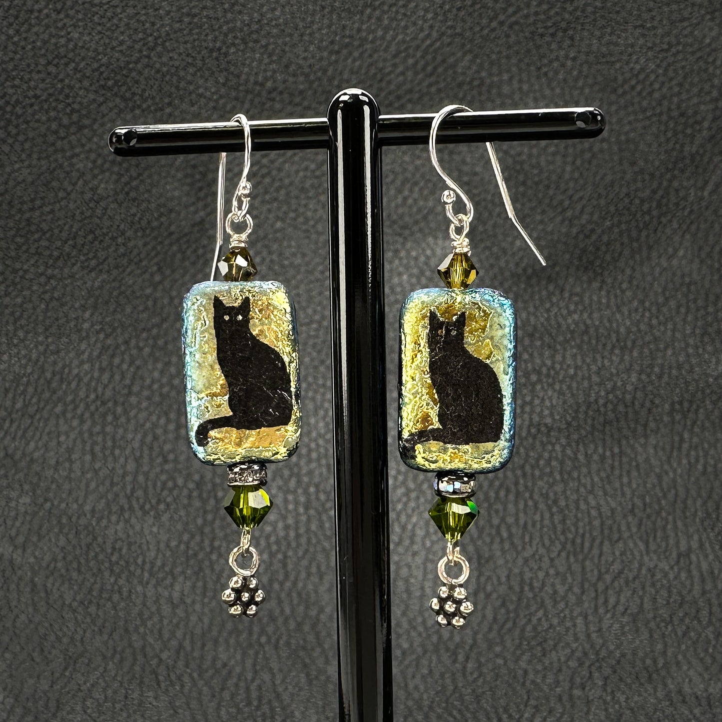 Black Cat OR Skull Earrings - 1 pair (KT286)