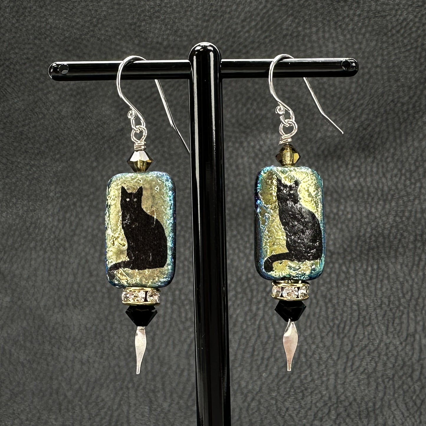 Black Cat OR Skull Earrings - 1 pair (KT286)