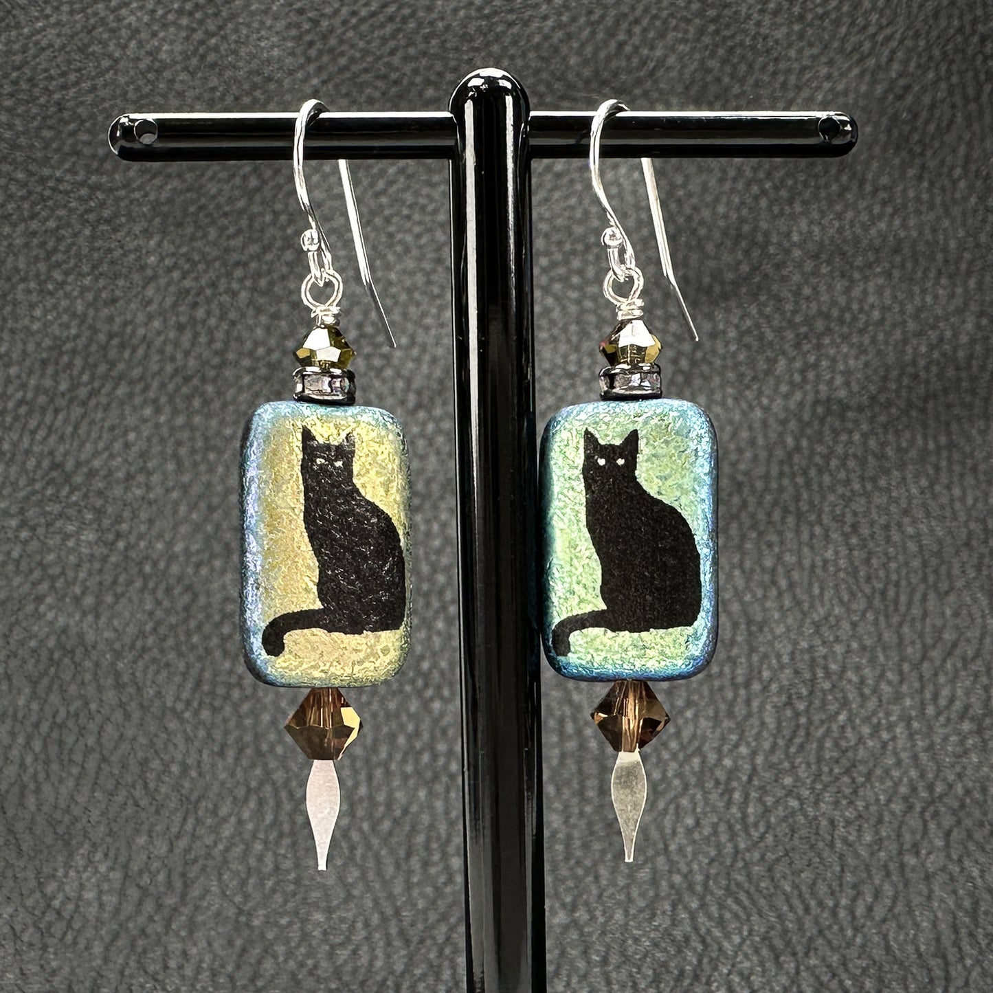 Black Cat OR Skull Earrings - 1 pair (KT286)