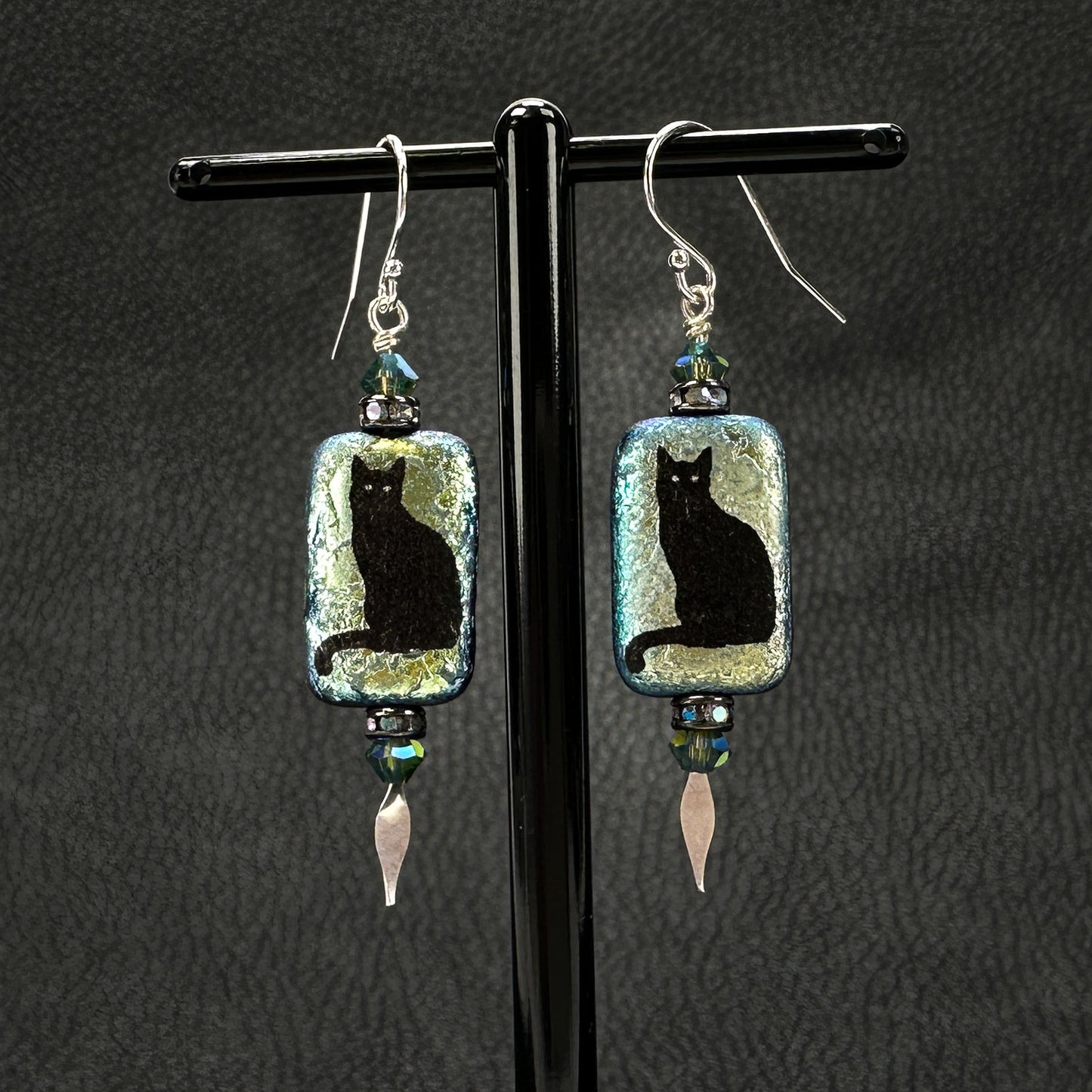 Black Cat OR Skull Earrings - 1 pair (KT286)