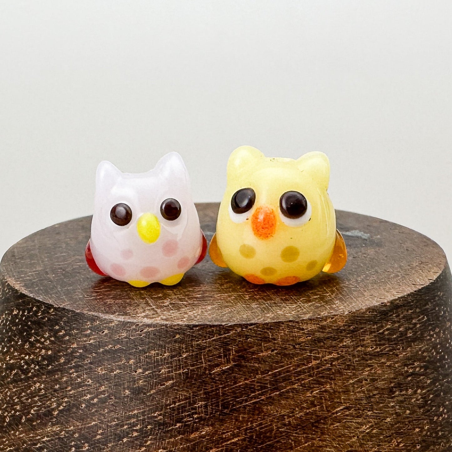 Chibi Handmade Glass Beads - Owl (2 Color Options) (LB280)