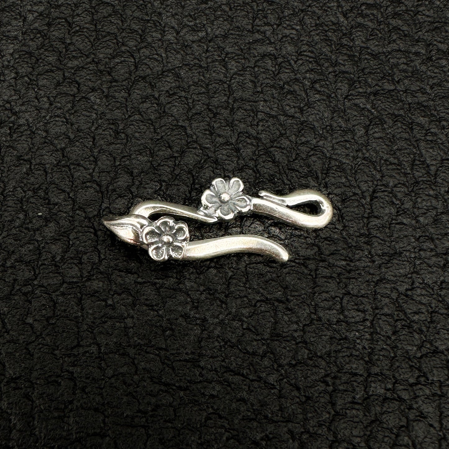 Daisy Hook and Eye (Sterling Silver) - 1 set (S1-31)