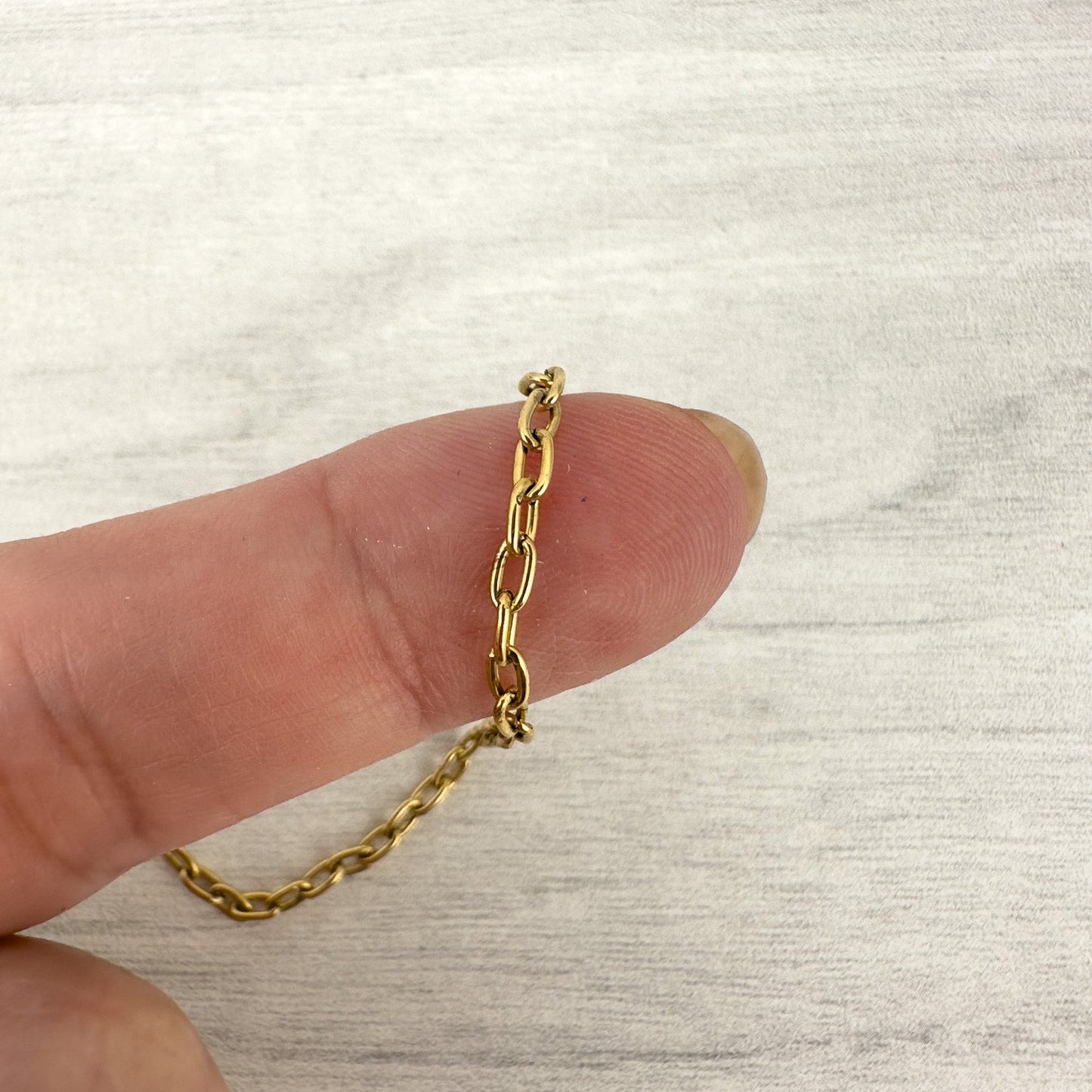 Fine Cable Antique Gold Plated Brass Chain - 6 inches (CB137)