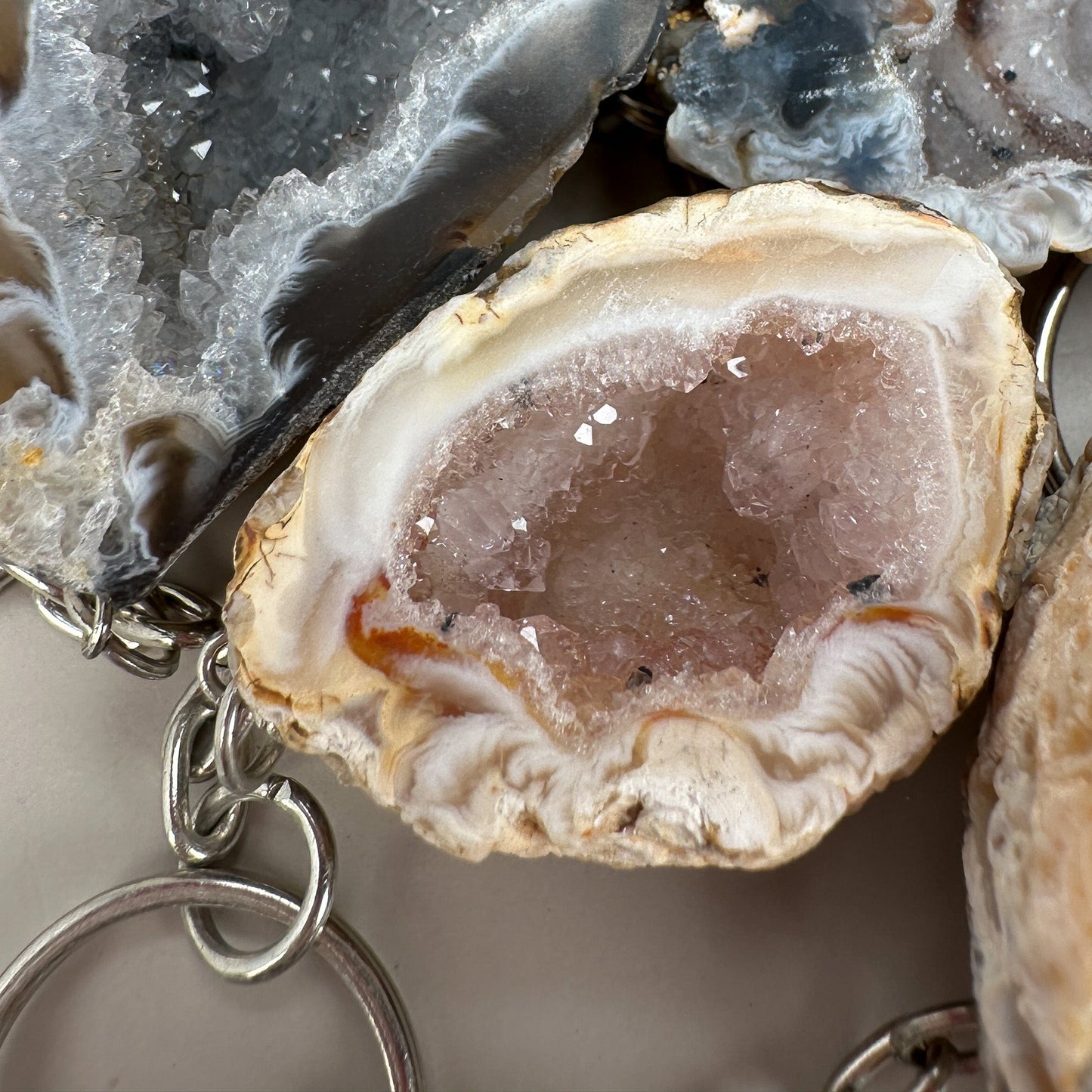 Geode Keychain - 1 pc. (P3206)