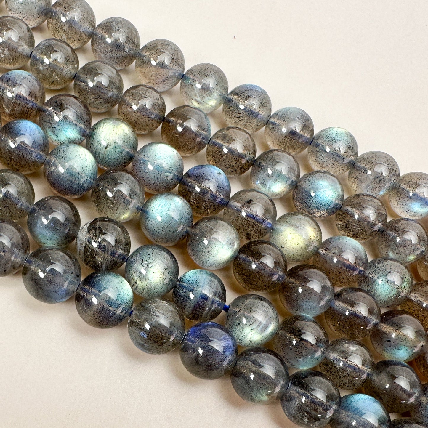 Labradorite 9mm Smooth Round Bead - 7.5" Strand (GEM2258)