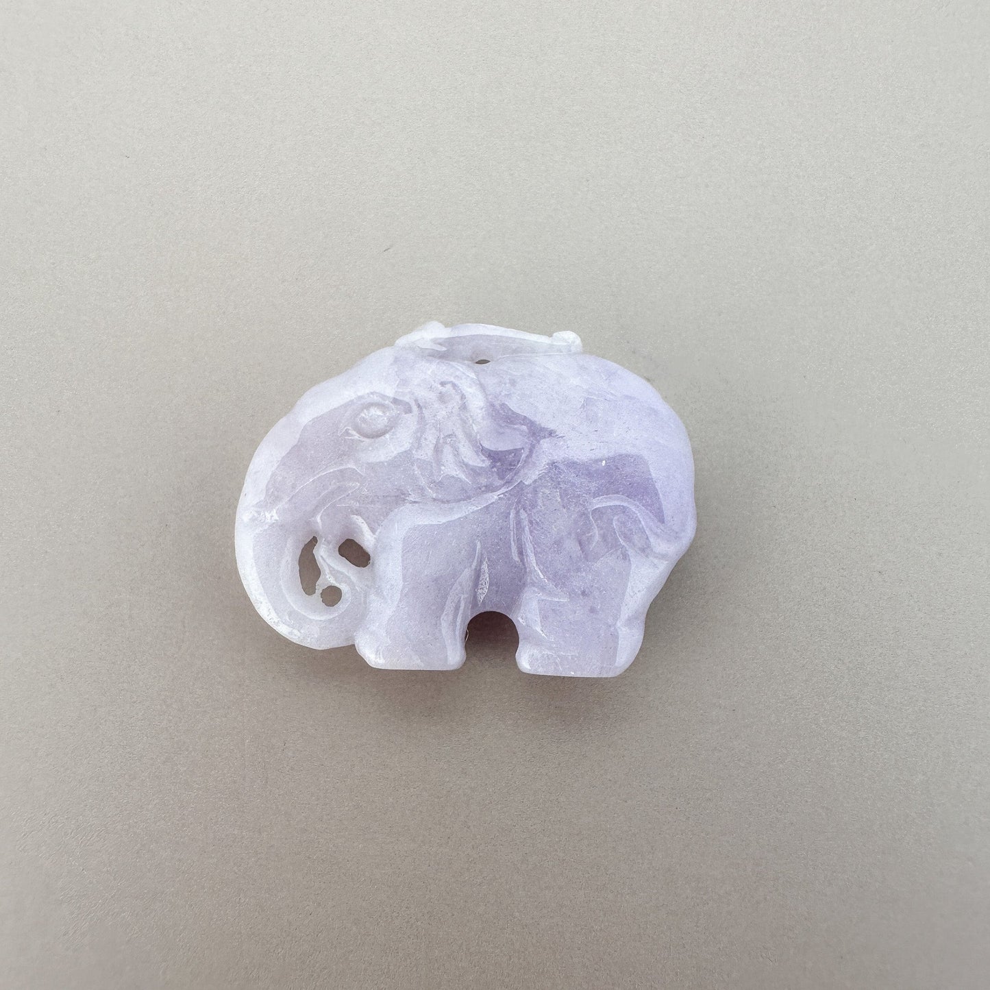 Lavender Jade Elephant 18x23mm Carved Pendant - 1 (P2938)