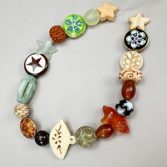 Luck and Good Fortune Necklace Bead Mix - 20 pcs. (KT324)