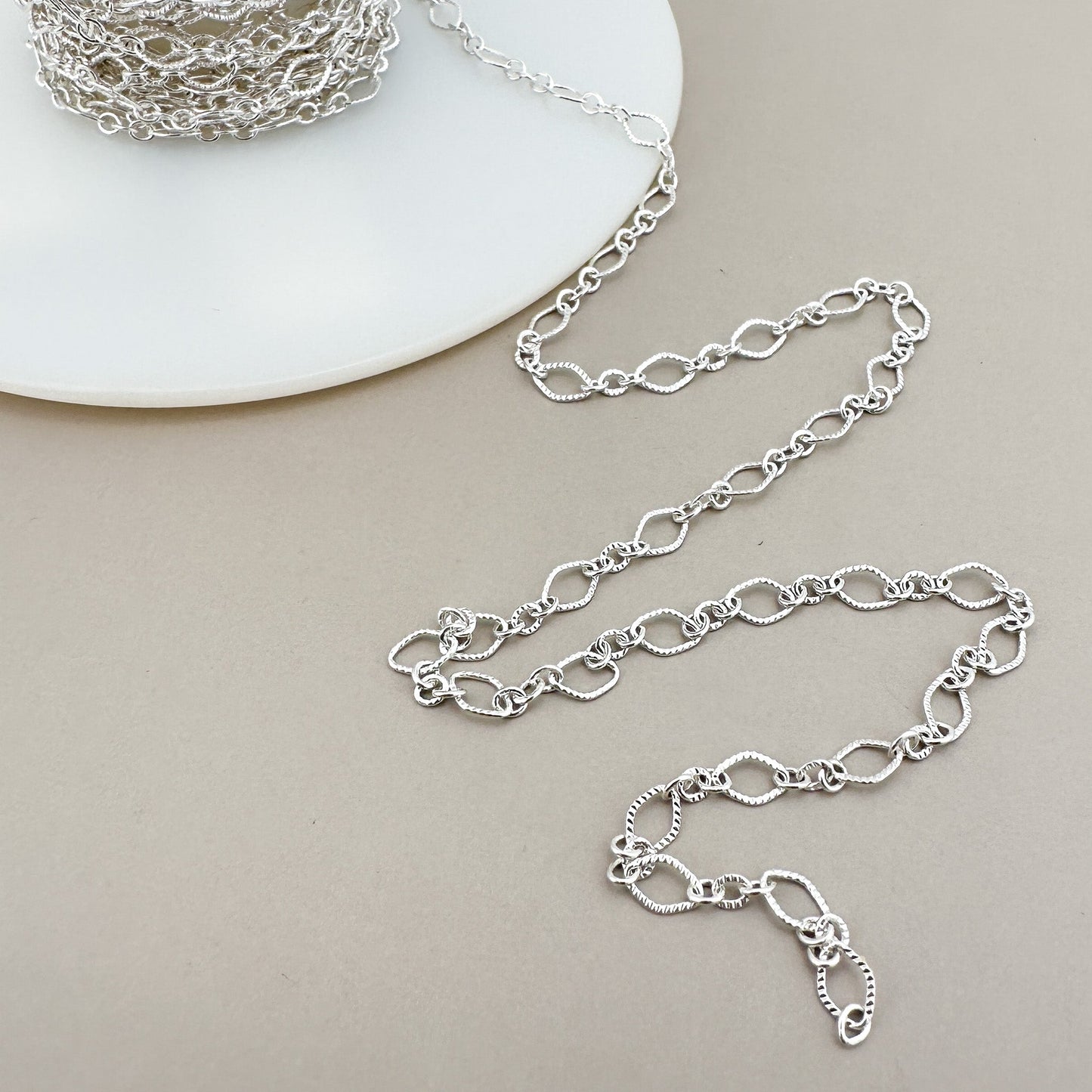 Ruffled Oval Long and Short Silver Plated Chain - 1 ft. (CB65)