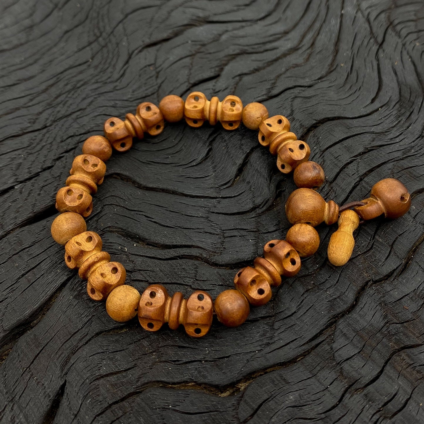 Wrist Mala with Dorje (thunderbolt) - 8mm Wood Beads